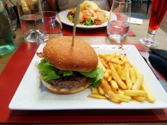 leo-tournoi-jeu-laser-067-illustration-repas-midi-03 leo-tournoi-jeu-laser-067-illustration-repas-midi-03.jpg